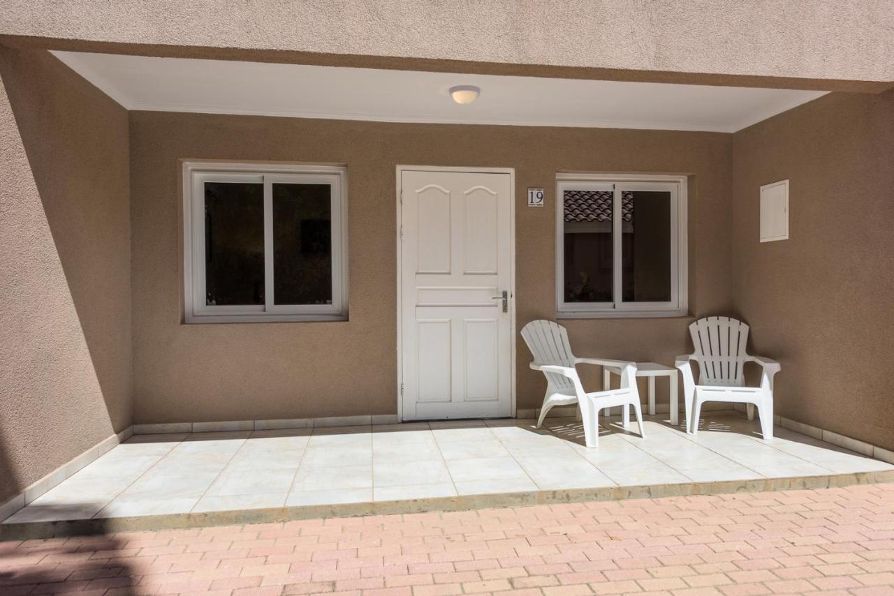 Marquee Apartments Aruba Noord Exterior photo